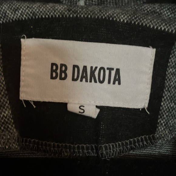 BB Dakota Cardigan - Picture 3 of 5